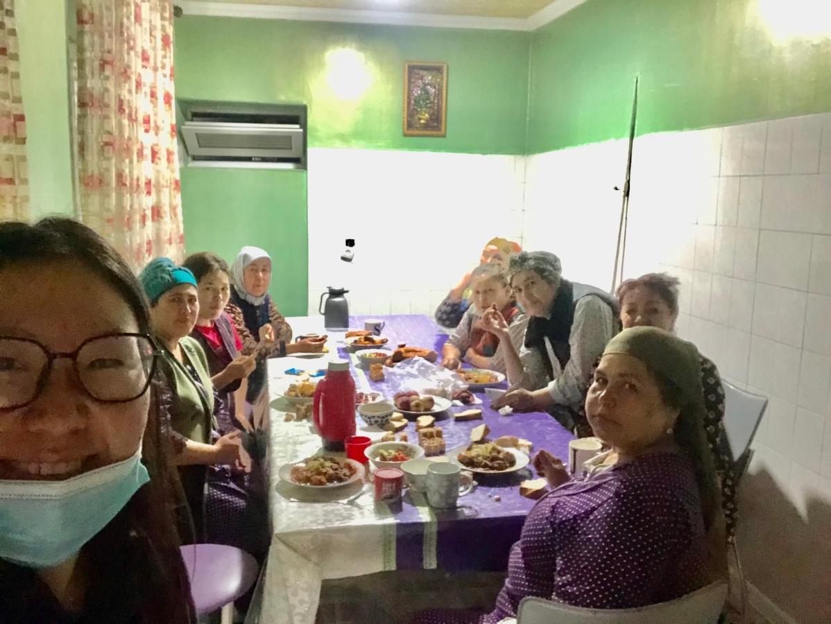 Sweet Home Hostel บิชเคก ภายนอก รูปภาพ
