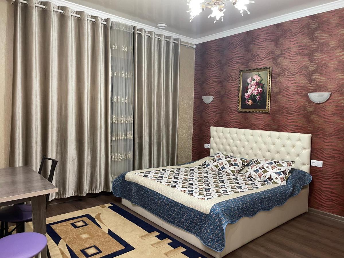 Sweet Home Hostel บิชเคก ภายนอก รูปภาพ
