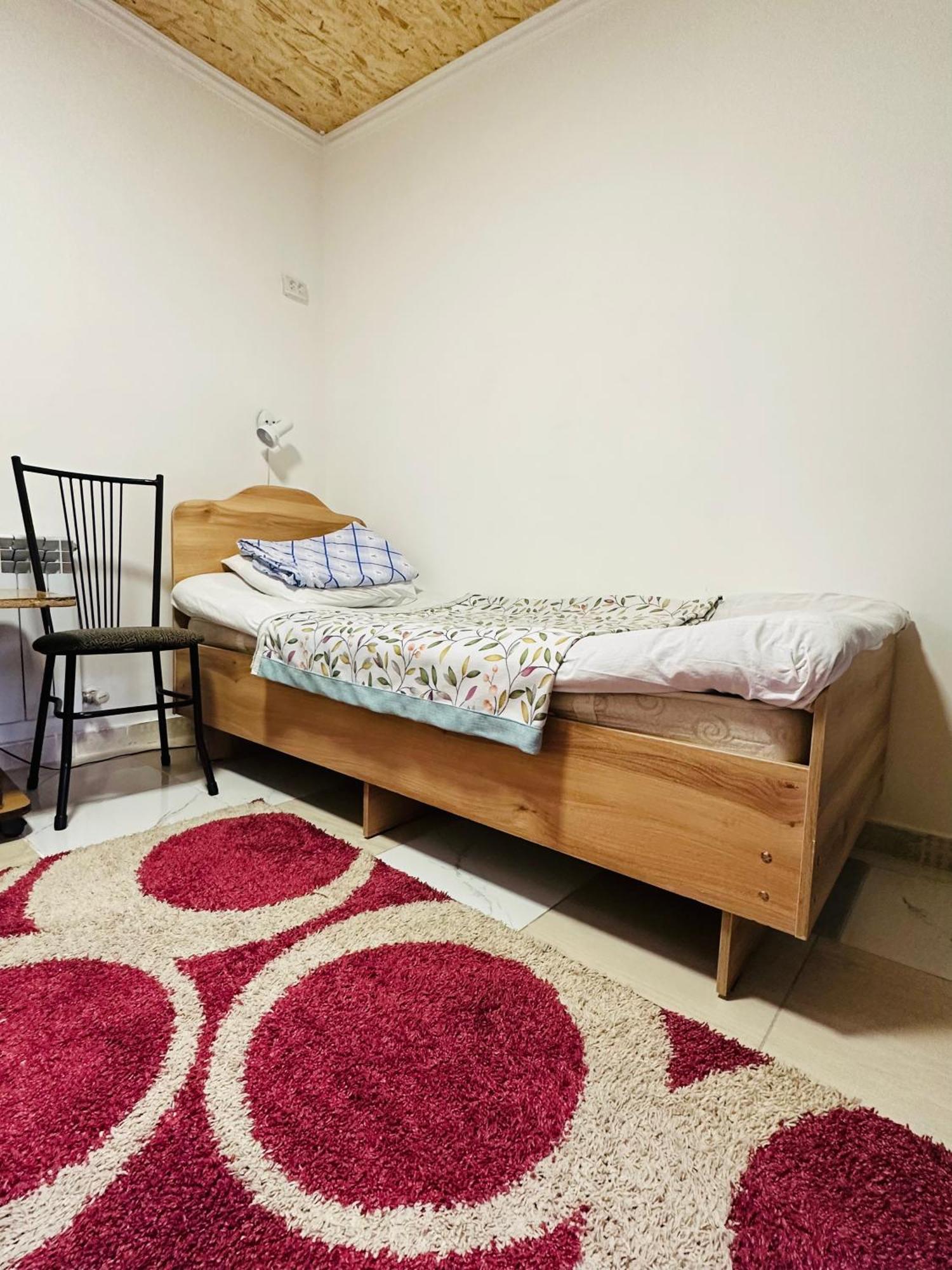 Sweet Home Hostel บิชเคก ภายนอก รูปภาพ