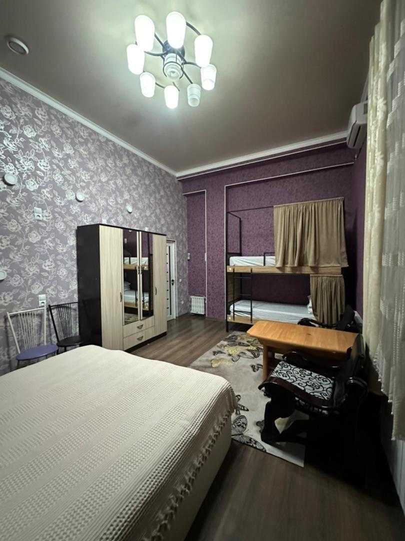 Sweet Home Hostel บิชเคก ภายนอก รูปภาพ