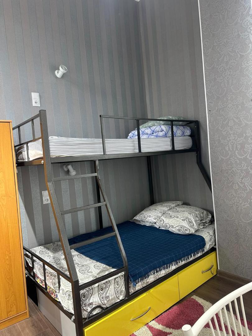 Sweet Home Hostel บิชเคก ภายนอก รูปภาพ